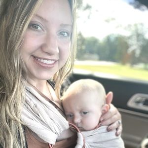 Meet your Posher, Courtney